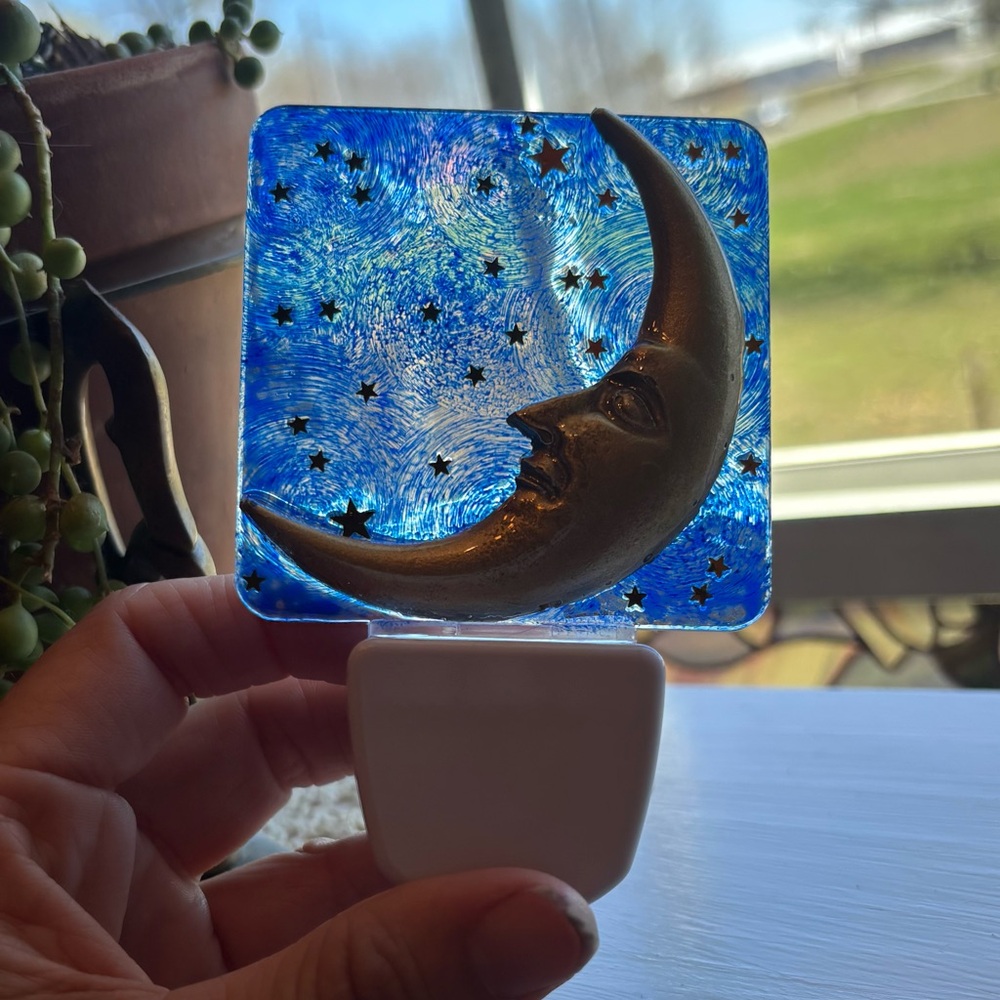 Celestial Moon Night Light, Vintage 90s Inspired Decor, Whimsigoth, Decoration - Picture 6 of 9